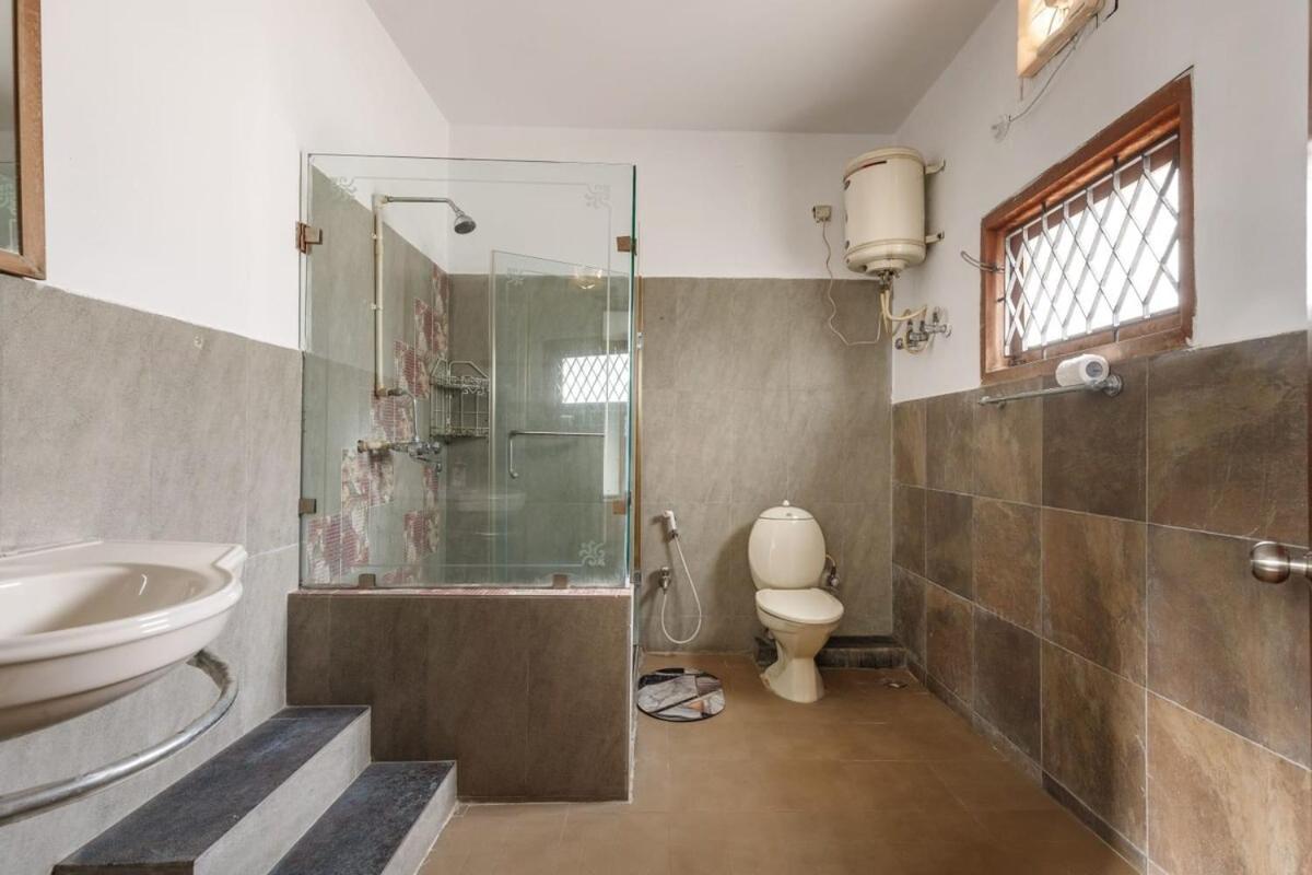 Westside Bungalow By Jadecaps Nr Wtc Rajajinagar Villa Bangalore Exterior photo